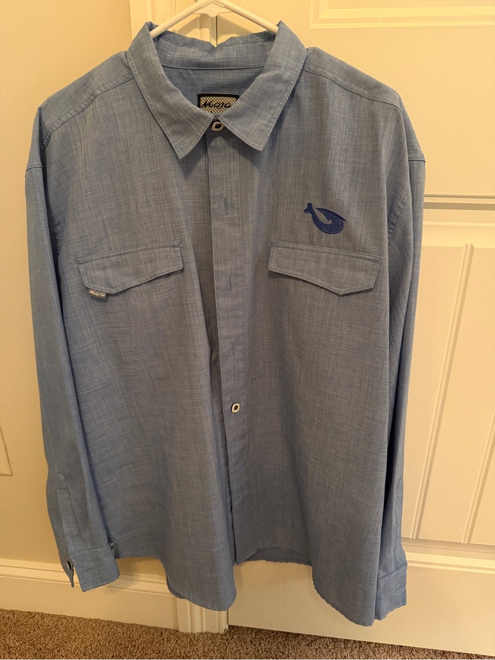 MOJO Outdoors Men’s Performance Fishing Shirt – Light Blue